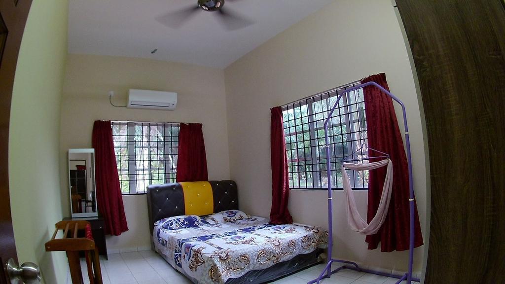 Homestay Selinsing Simpang Ampat Semanggol Exterior foto