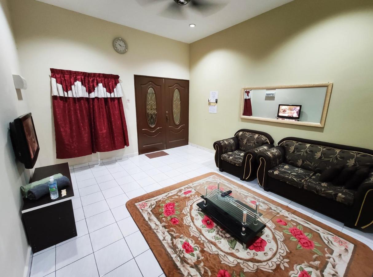 Homestay Selinsing Simpang Ampat Semanggol Exterior foto